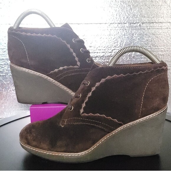 Naturalizer Kaitlyn Chocolate  Suede Wedge Lace Up Bootie Womens 8 - Picture 3 of 14